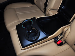 凯迪拉克SRX 2014款 3.0L 豪华型 5座
