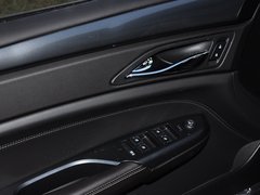 凯迪拉克SRX 2014款 3.0L 舒适型 5座