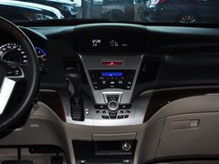 广汽本田  2.4L 自动 中控仪表台总特写