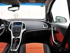 英朗 2014款 XT 1.6T 自动 时尚运动型