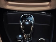 五菱宏光 2014款 1.5L 手动 S 豪华型