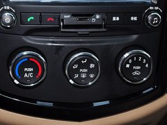 五菱宏光 2014款 1.5L 手动 S 豪华型
