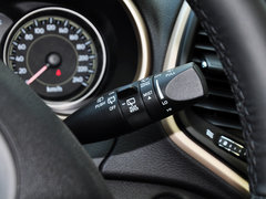 Jeep  2.4L 自动 方向盘右侧控制杆