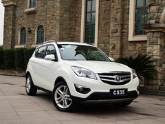 长安乘用车  1.6L 手动 车辆右侧45度角
