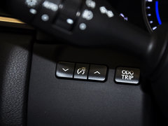 雷克萨斯GS 2014款 300h 2.5L CVT 豪华版