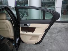 捷豹XF 2014款 2.0T Style Club限量版