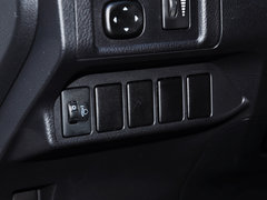 雷克萨斯CT 2014款 200h 1.8L CVT 精英版（双色）
