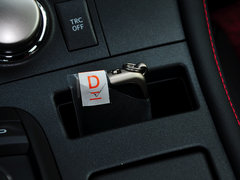 雷克萨斯CT 2014款 200h 1.8L CVT F SPORT版（双色）