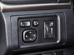 雷克萨斯CT 2014款 200h 1.8L CVT F SPORT版（双色）