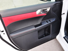 雷克萨斯CT 2014款 200h 1.8L CVT F SPORT版（双色）