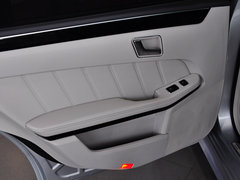奔驰E级 2014款 改款E300L 3.0L 自动 运动豪华型