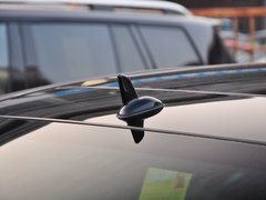 奔驰E级 2014款 改款E300L 3.0L 自动 运动豪华型