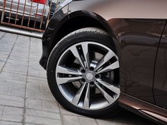 奔驰E级 2014款 改款E300L 3.0L 自动 运动豪华型
