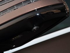 奔驰E级 2014款 改款E300L 3.0L 自动 运动豪华型