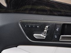 奔驰E级 2014款 改款E300L 3.0L 自动 运动豪华型
