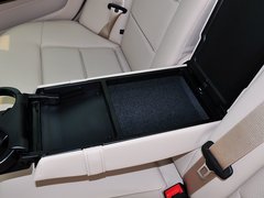 奔驰E级 2014款 改款E260L 1.8T 自动 运动型