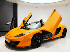 迈凯伦12C 2013款 3.8T DCT SPIDER 50周年纪念版
