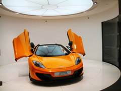 迈凯伦12C 2013款 3.8T DCT SPIDER 50周年纪念版
