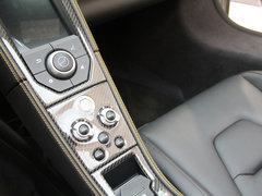 迈凯伦12C 2013款 3.8T DCT SPIDER 50周年纪念版
