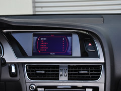 奥迪A5 2014款 45TFSI 2.0T CVT Cabriolet 风尚版