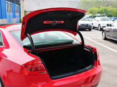 奥迪A5 2014款 45TFSI 2.0T CVT Coupe 风尚版