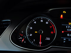 奥迪A4(进口) 2014款 40TFSI 2.0T DCT allroad quattro plus