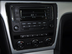 帕萨特 2014款 1.8TSI DSG 尊荣版