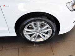 奥迪A3(进口) 2014款 40TFSI 1.8T DCT Limousine舒适型