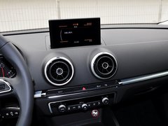 奥迪A3(进口) 2014款 40TFSI 1.8T DCT Limousine舒适型
