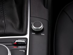 奥迪A3(进口) 2014款 40TFSI 1.8T DCT Limousine舒适型