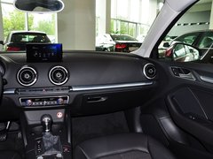 奥迪A3(进口) 2014款 40TFSI 1.8T DCT Limousine舒适型