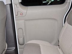 NV200 2014款 1.6L 手动 尊雅型 国V