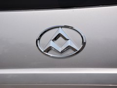 上汽大通MAXUS G10 2014款 2.0T 手动 精英版 7座