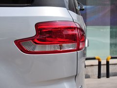 上汽大通MAXUS G10 2014款 2.0T 手动 精英版 7座