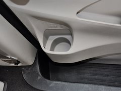 上汽大通MAXUS G10 2014款 2.0T 手动 精英版 7座