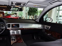 捷豹XF 2015款 2.0T 自动 Sportbrake 豪华版