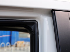 爱腾 2014款 2.3L 自动 四驱 豪华汽油版 5座