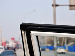 爱腾 2014款 2.3L 自动 四驱 豪华汽油版 5座