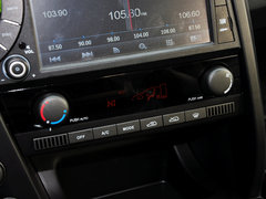 爱腾 2014款 2.3L 自动 四驱 豪华汽油版 5座