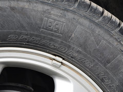 爱腾 2014款 2.0T 自动 四驱 豪华柴油版 5座