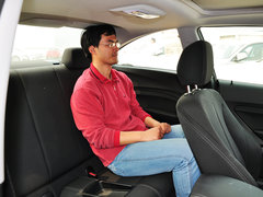 宝马2系（进口） 2014款 220i 2.0T 运动设计套装