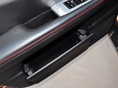 比亚迪S6 2014款 1.5TI 手动 旗舰型 5座