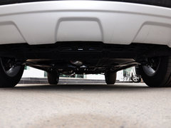 比亚迪S6 2014款 2.0L 手动 精英型 5座