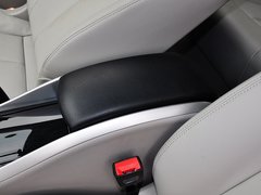 奔腾B90 2014款 2.0T 自动 豪华型