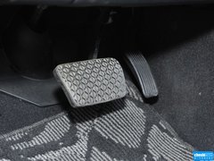 奔腾B90 2014款 1.8T 自动 豪华型