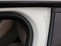 宝马3系 2014款 320i 运动设计套装