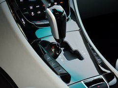 大7 SUV 2014款 2.2T 自动 四驱旗舰型 5座