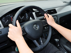 昕动 2014款 1.6L 自动 悦享版