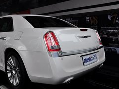 300C 2014款 3.0L 自动 卓越版
