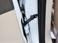 宝骏610 2014款 1.5L 自动 舒适型